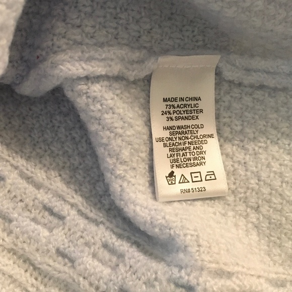 CeCe powder blue size M turtleneck sweater NWOT - Picture 4 of 5